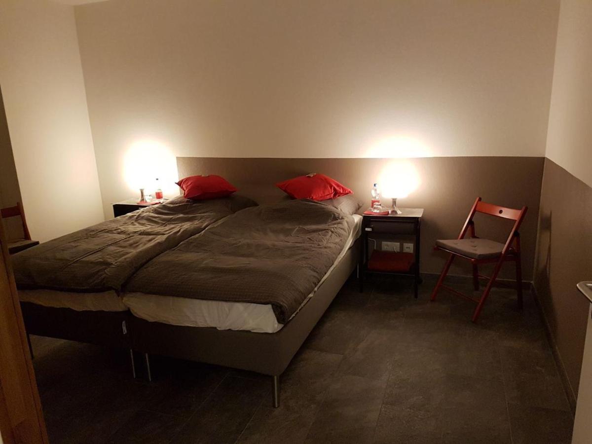 Ferienhaus Am Paradies Neuschoo ภายนอก รูปภาพ
